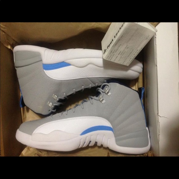 Jordan Retro 12 - Picture 3 of 5